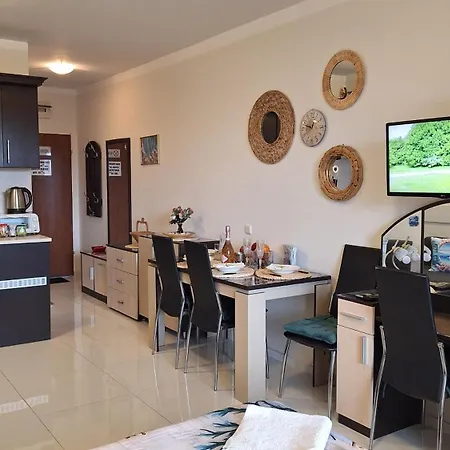 Apartment мм комплекс студиа ,,роза,,